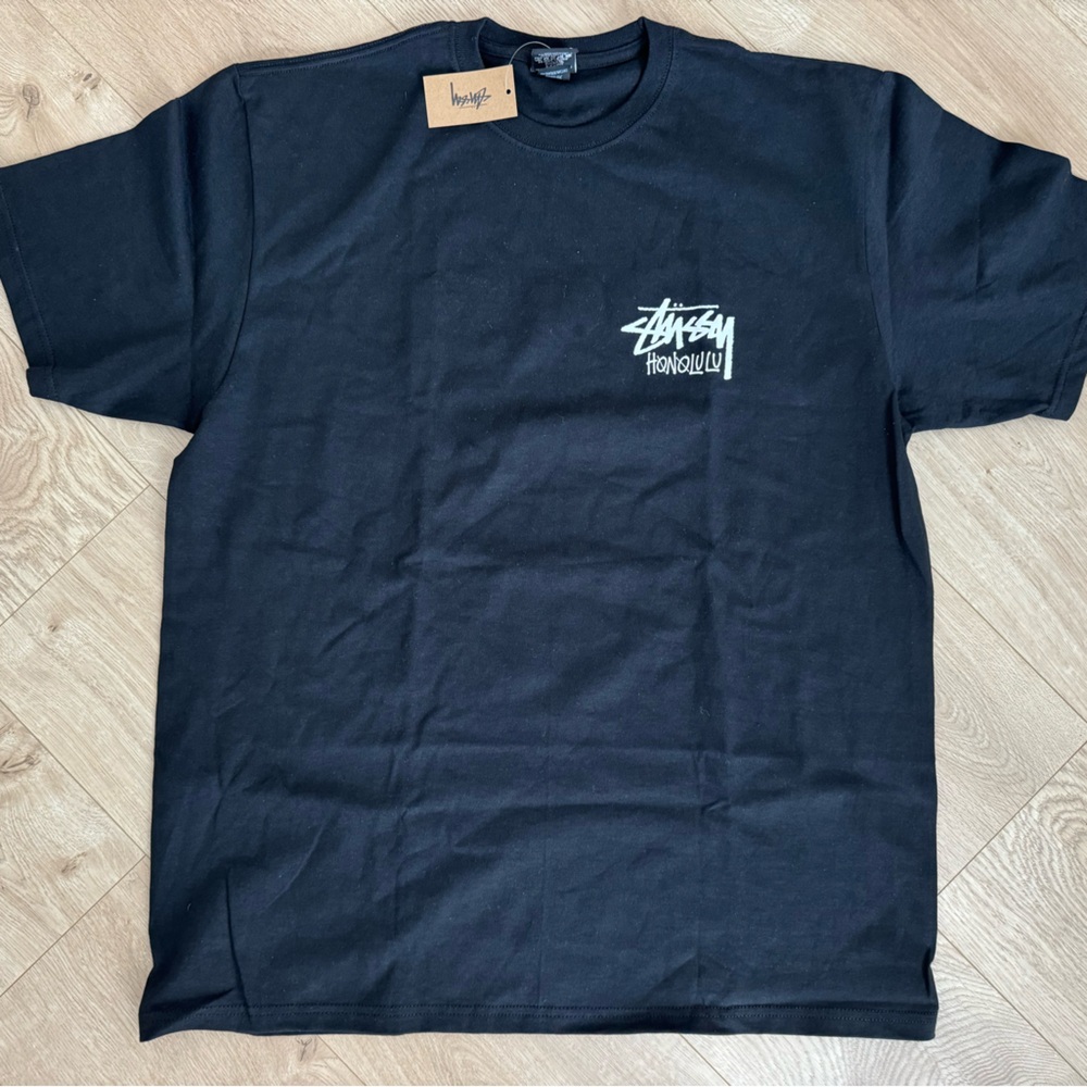 Black men’s Stussy X Honolulu  shirt
